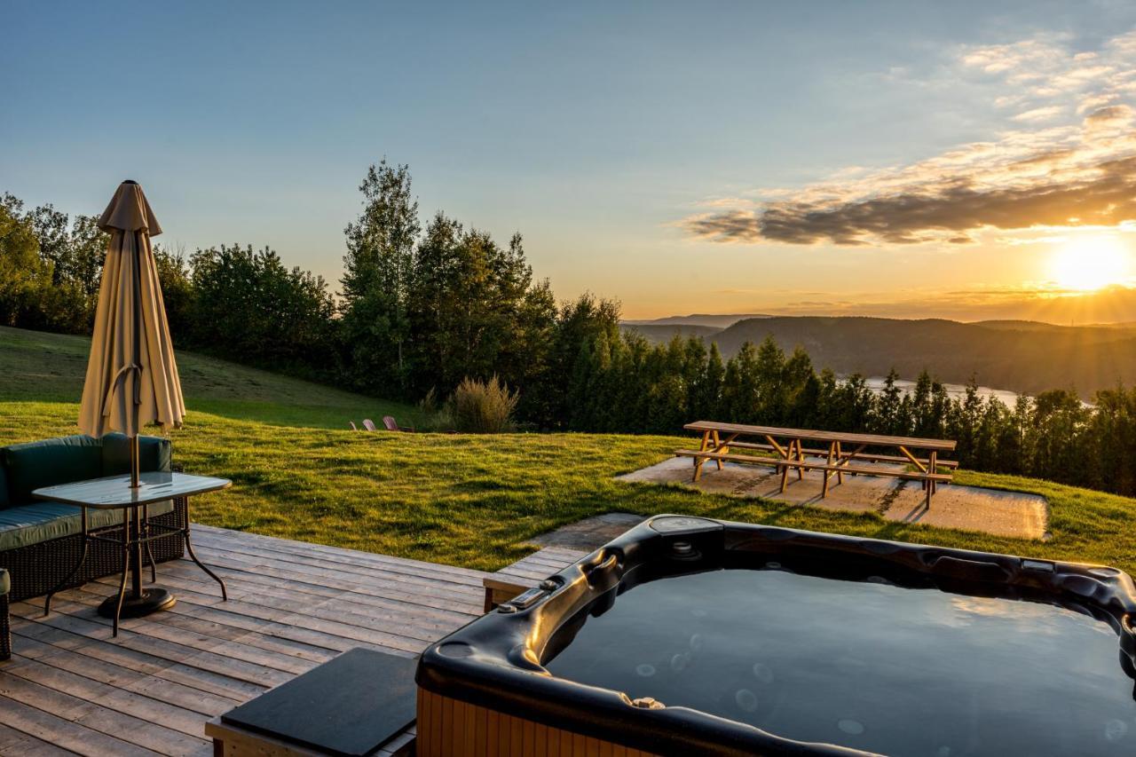 Montfjord - Chalets, Vue Spectaculaire Et Spa. Chantafjord #4 Sacre-Coeur Eksteriør bilde