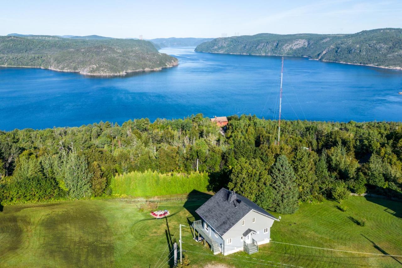 Montfjord - Chalets, Vue Spectaculaire Et Spa. Chantafjord #4 Sacre-Coeur Eksteriør bilde
