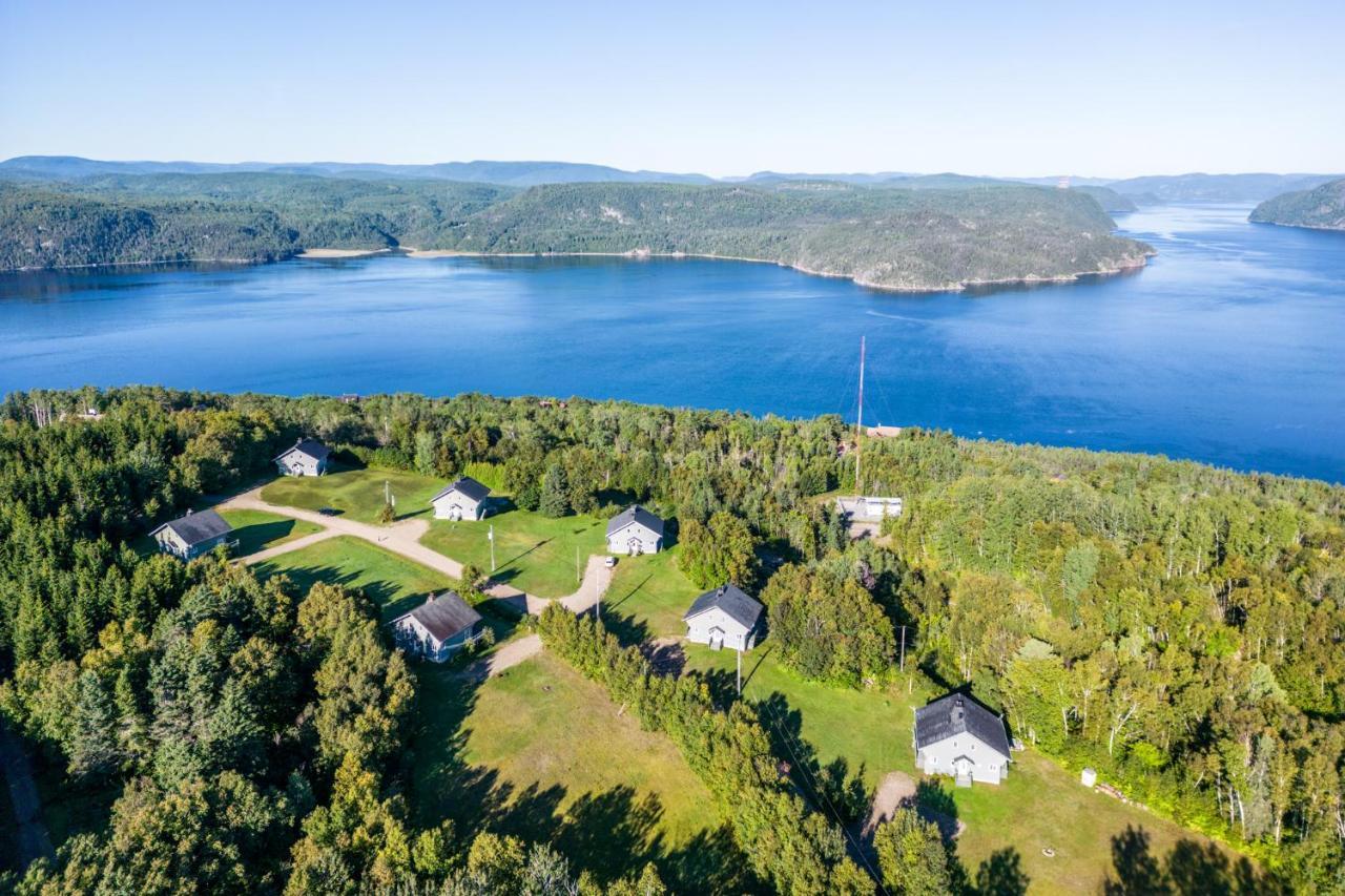 Montfjord - Chalets, Vue Spectaculaire Et Spa. Chantafjord #4 Sacre-Coeur Eksteriør bilde
